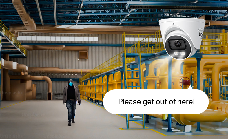 When a vehicle or a person is being  detected, full-color night vision is displayed.